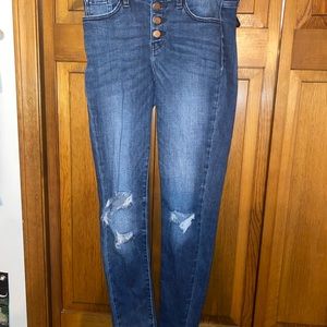 Women’s kancan ripped skinny jeans